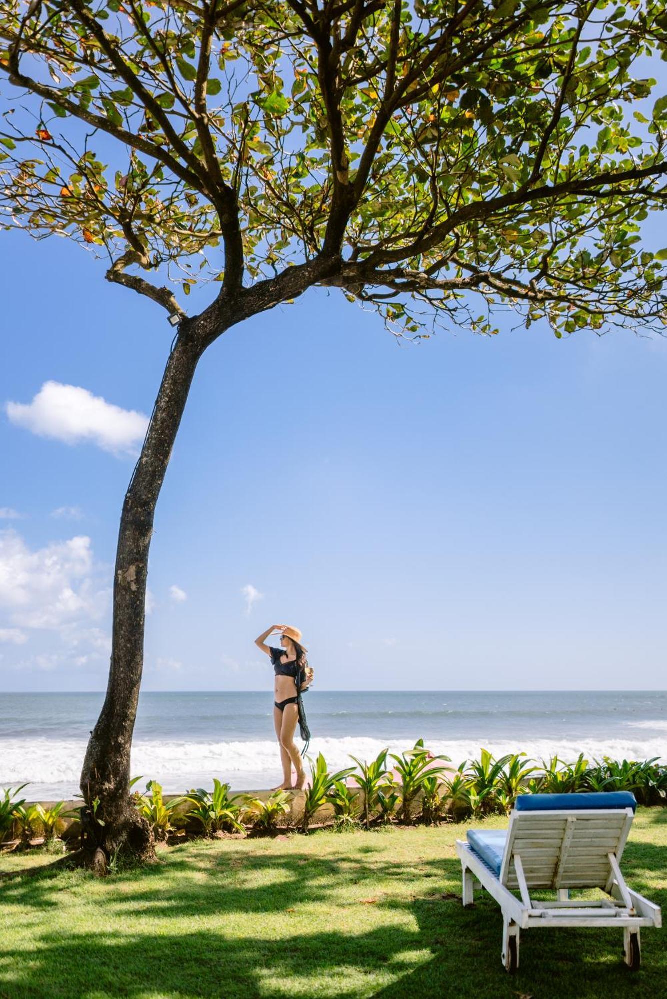 Legong Keraton Beach Hotel Canggu Exterior foto